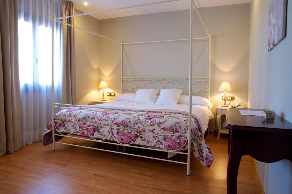 Hotel Villa Monter Alcañiz Extérieur photo