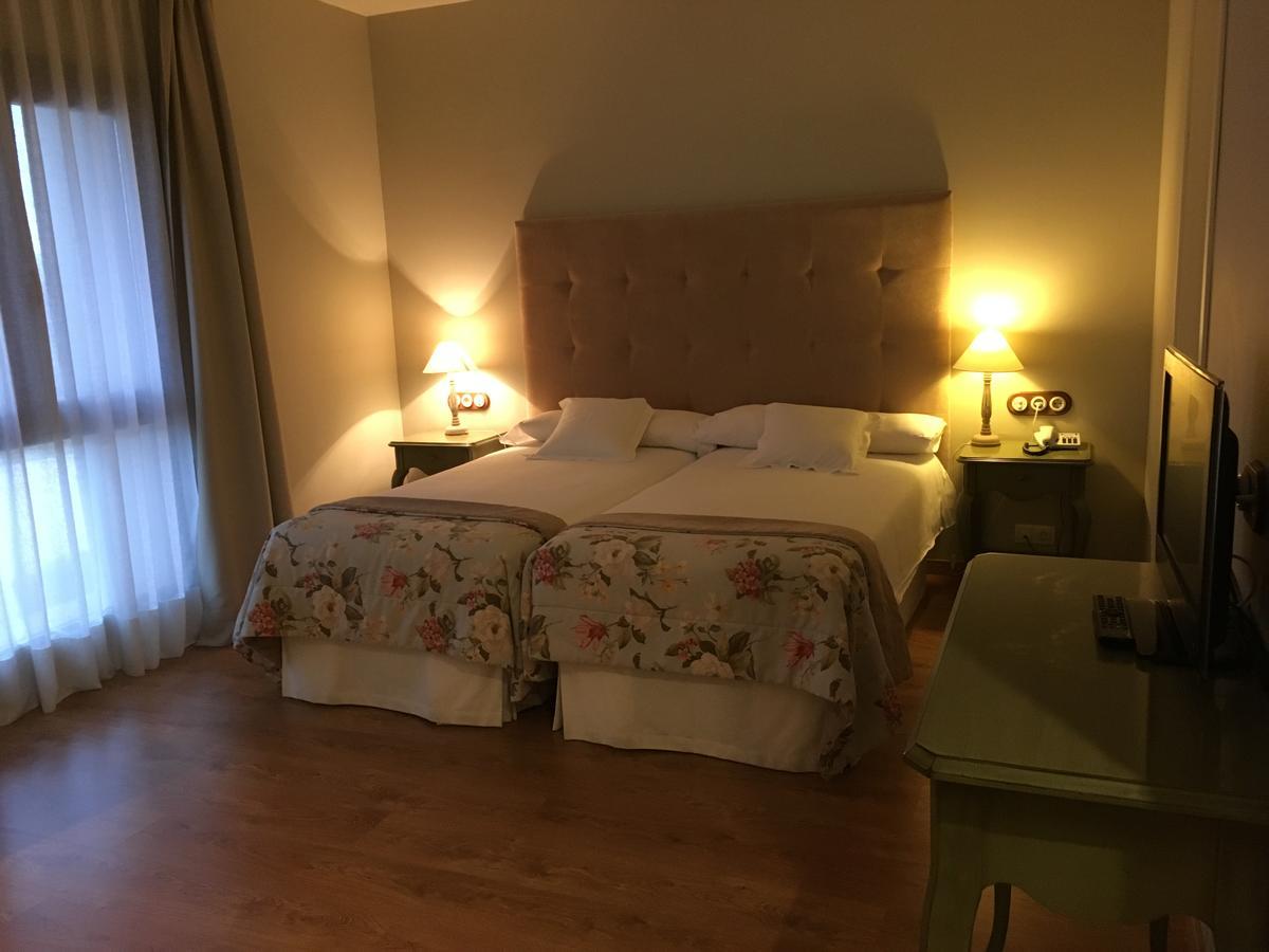 Hotel Villa Monter Alcañiz Extérieur photo