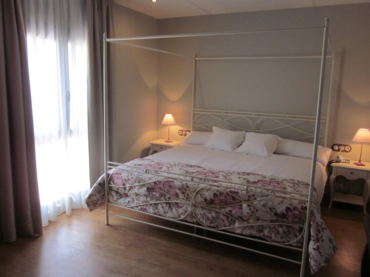 Hotel Villa Monter Alcañiz Extérieur photo