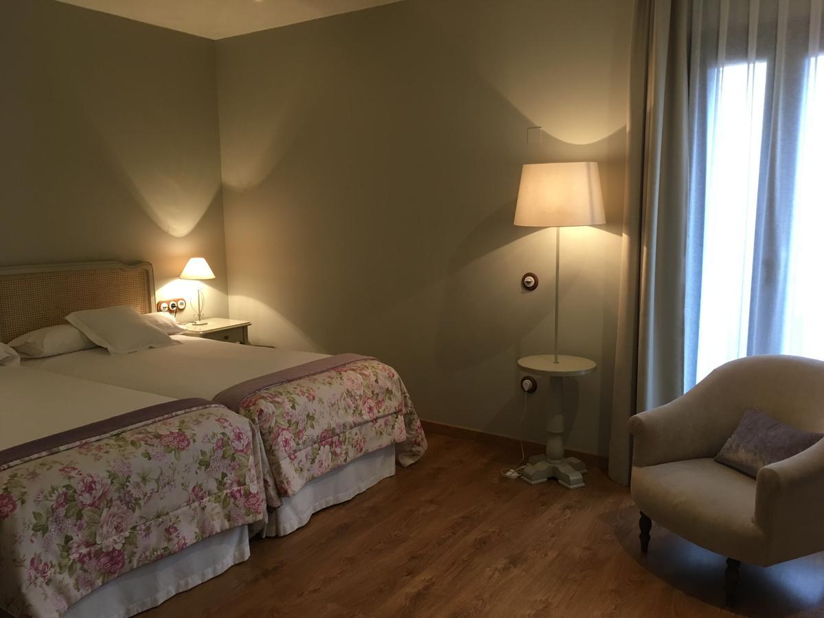 Hotel Villa Monter Alcañiz Extérieur photo