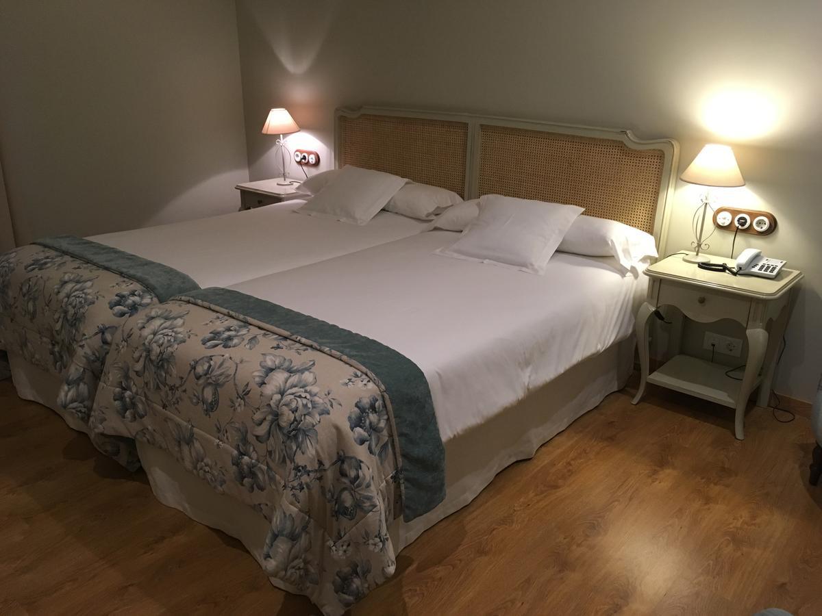 Hotel Villa Monter Alcañiz Extérieur photo